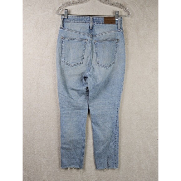 Madewell Women's Curvy Perfect Vintage Light Wash Raw Hem Size 26 - Picture 2 of 6